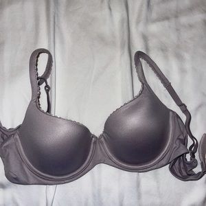 NWOT VS Bra